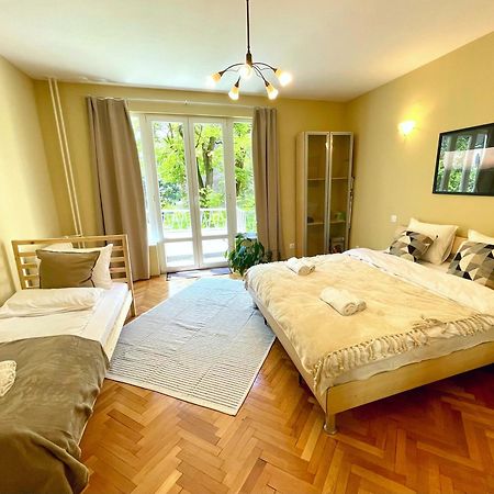 Bohemian Bright & Calm 2Br - Top Center - Private Balcony Sofia Eksteriør billede