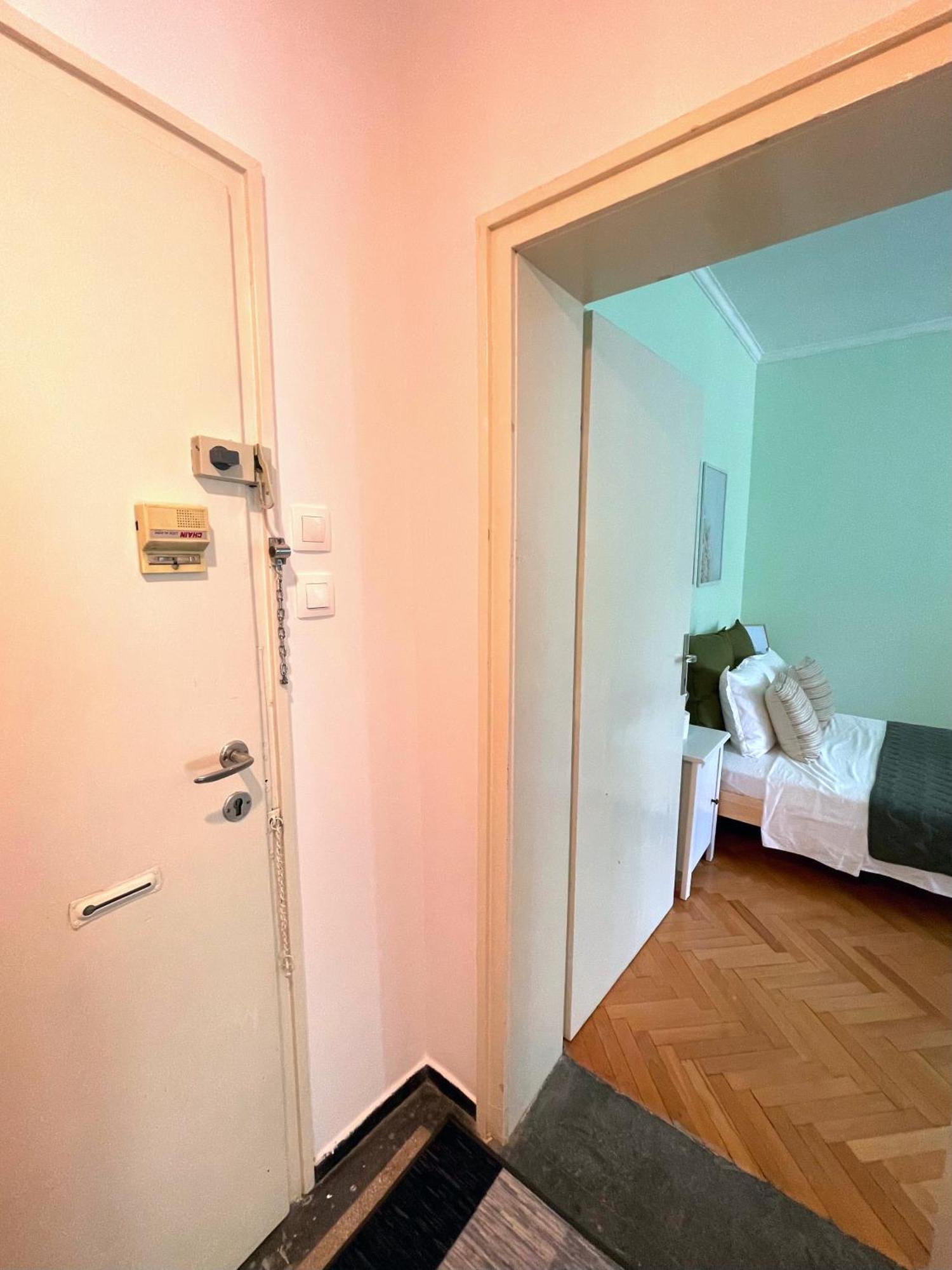 Bohemian Bright & Calm 2Br - Top Center - Private Balcony Sofia Eksteriør billede