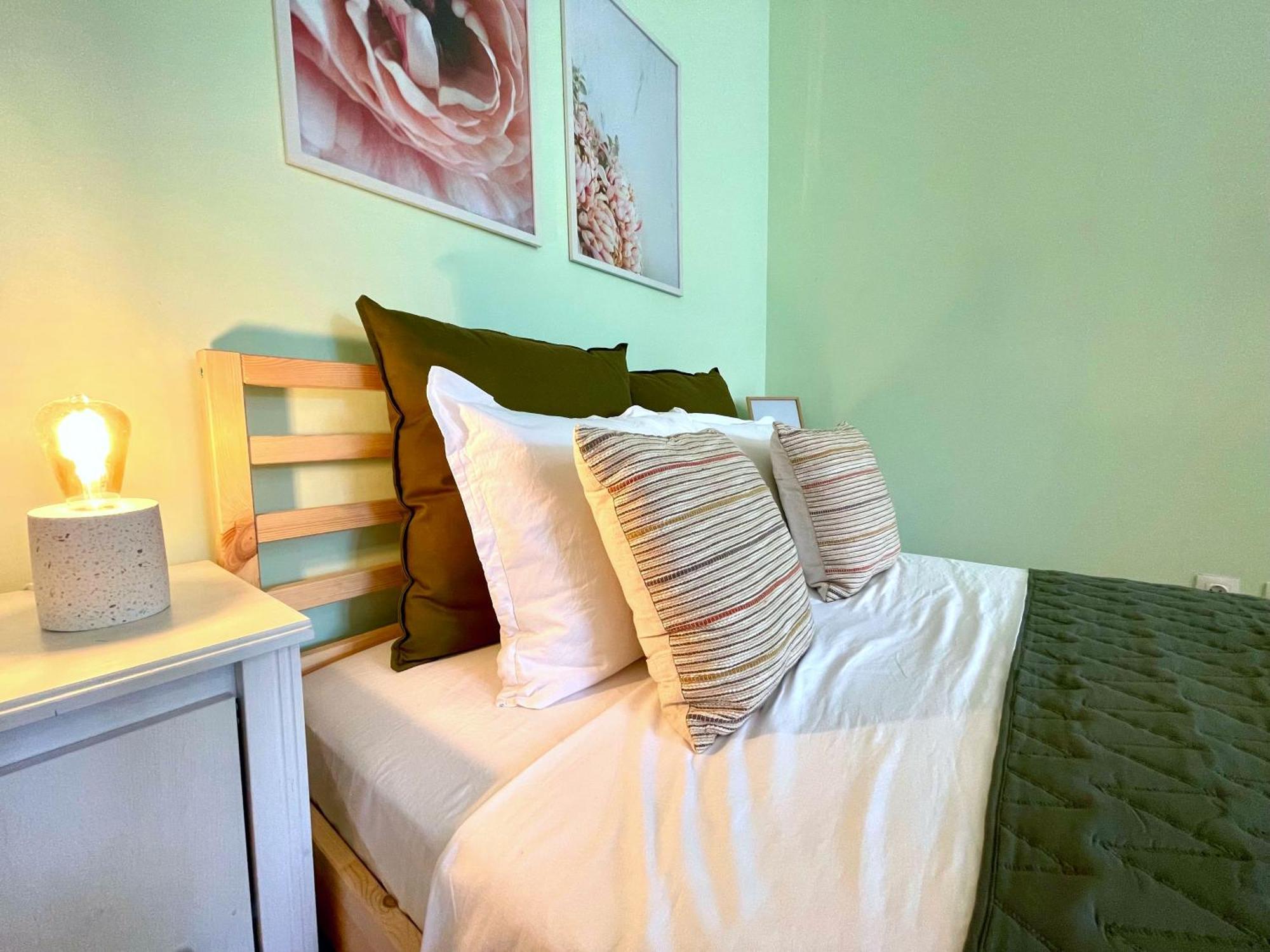 Bohemian Bright & Calm 2Br - Top Center - Private Balcony Sofia Eksteriør billede
