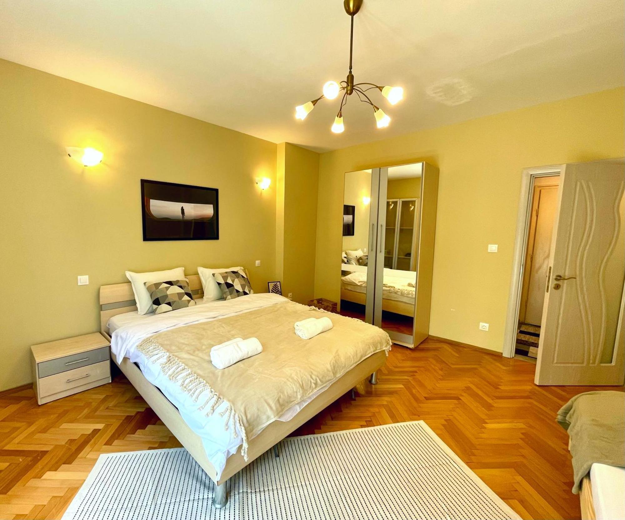 Bohemian Bright & Calm 2Br - Top Center - Private Balcony Sofia Eksteriør billede
